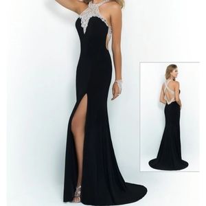 🖤Blush Prom black dress with embroidered neck and shoulders